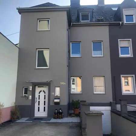 Kirchturmblick Euren شقة ترير